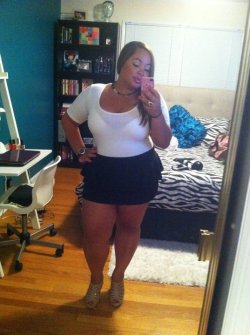 curvyisthenewblack:  I never wear short skirts