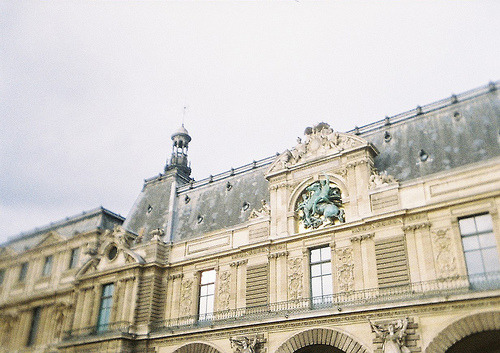 corona-borealis:louvre (by blackcassette)