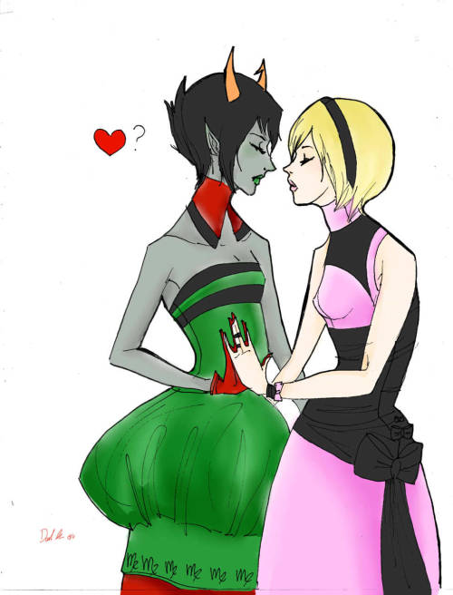 Uh, Yeah. No Kanaya no, is not Christmas. Dear gods, im like the worst fashion disign ever. 