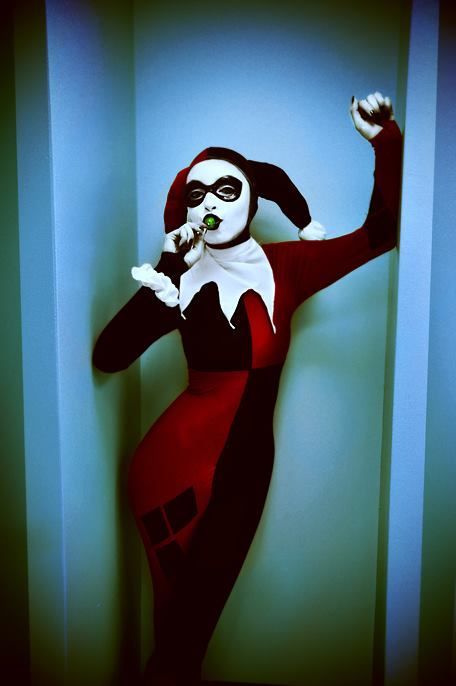 mygeekgoddess:  unseelieallure:  Another pic Id taken of Nana Valtiel in the bathrooms