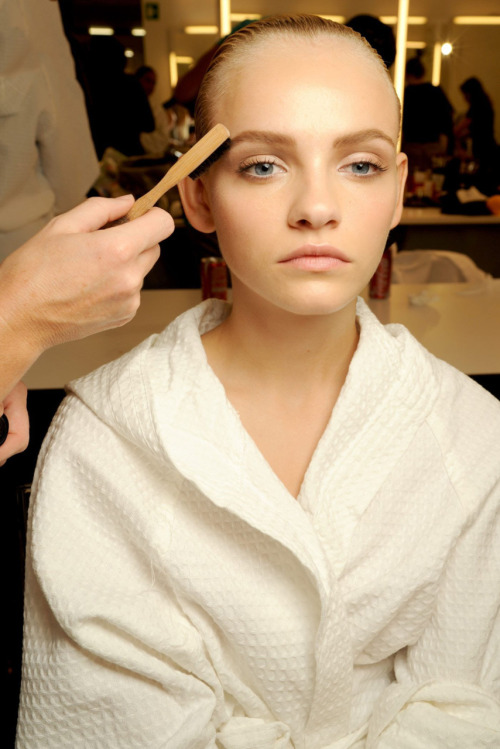 modelsoffthecatwalk:  versace backstage 