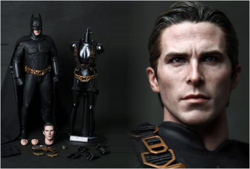 BATMAN HYPER REALISTIC COLLECTIBLE FIGURE | BY HOT TOYS Hot Toys has announced an exclusive action f