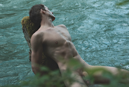 lickwid:  by the river 