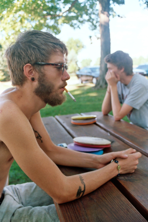 catabalism:  weulf:  Sexy  looks like my uncle