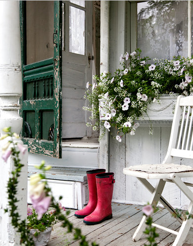 Home: Tiny Victorian Cottage.