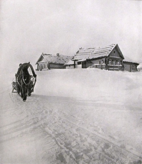 firsttimeuser:  Winter in Russia, 1901 by Alexis Mazourine