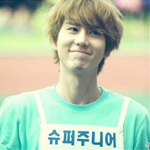 heesex:  Nine favorite pictures: Cho Kyuhyun ― (Super Junior). 