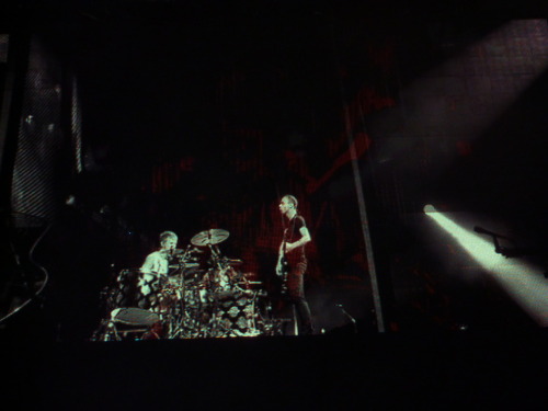 itstartedwithachair-x:Muse at Reading Festival. :D &lt;3these are my photo’s and yes they may be a b