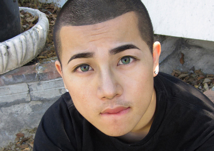 His eyes his eyes. &lt;3