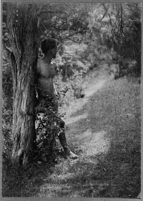 thatanthonyguy:  Nude, 1896 by F. Holland Day  A sublime subtle nude by one of the greats, a restful