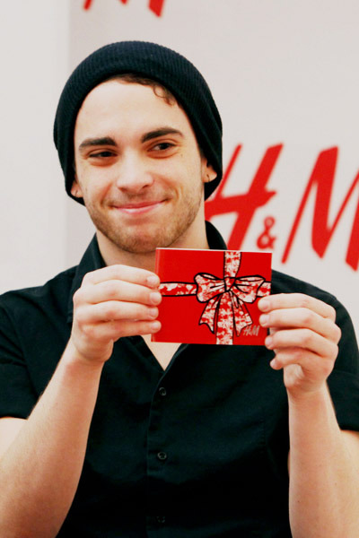 Taylor York is Sexy and Cute!