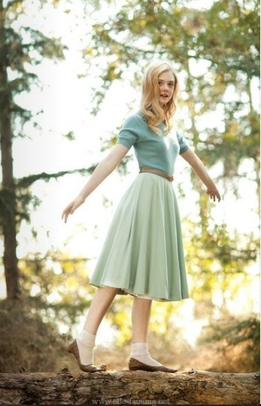 aacissej:suicideblonde:   Elle Fanning photographed adult photos