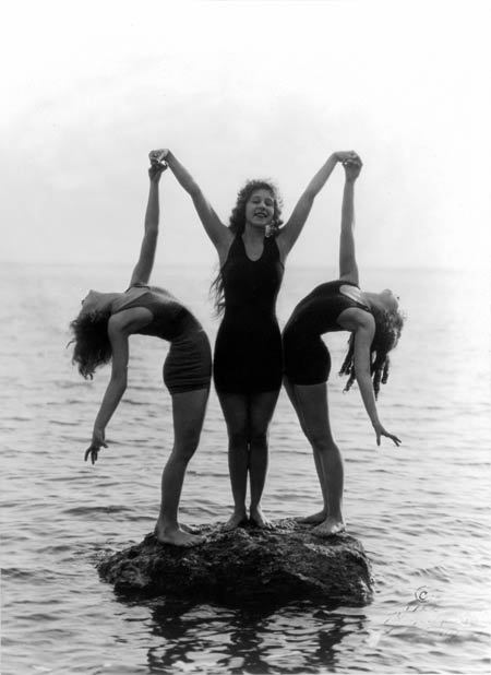 swimming fashions of the past