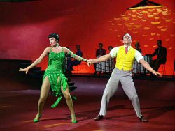 suicideblonde:  Cyd Charisse and Gene Kelly in Singin’ in the Rain One of the sexiest dance sequences in a musical.   