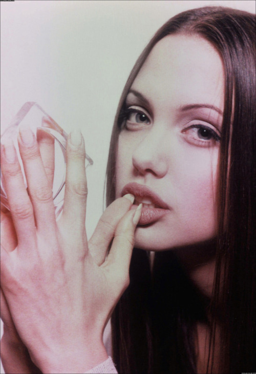  Angelina Jolie by Lionel DeLuy 