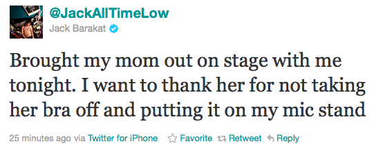 dontletthemomentpassyouby:  SOBBING 