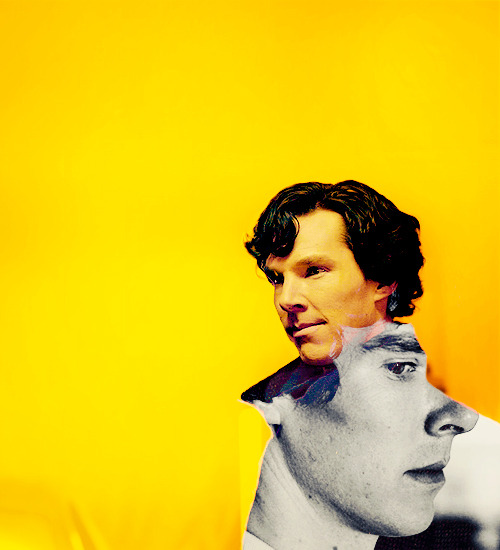 threeholepuncher:  color meme → sherlock, yellow | asked by lestrades  