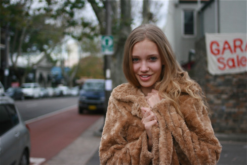 voguedose:  mont-martre:  I think I’m obsessed with fluffy coats.  ^^^^^^ 