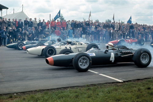 hellformotors: Jackie Stewart, Richie Ginther, Graham Hill &amp; Jim Clark at Silverstone 1965