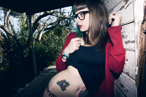 fuckyeahgirlswithtattoos: miropornocondios.tumblr.com/