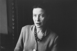 beauvoiriana:  Simone de Beauvoir par Pierre Boulat. Paris, 1959. 