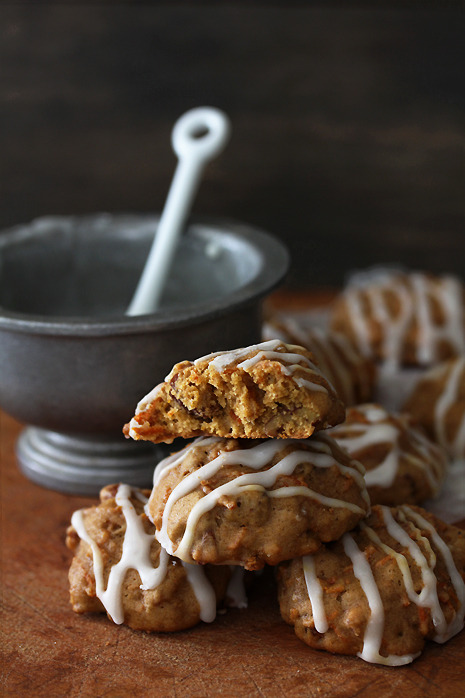 gastrogirl:  carrot cake cookies.