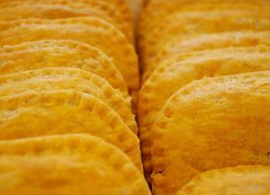 kcdworld:  macncheesegauwddess:  kcdworld:  WAIT DAMN ITTHERE ARE VEGETABLE ONESWHEN DID THIS HAPPENWHY NO ONE TOLD MEHOW COULD THIS BE  What are these? They look like deliciousness  Jamaican beef patties