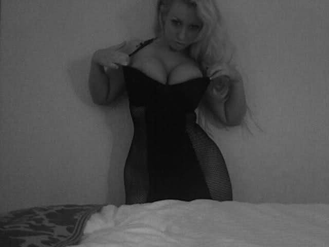 jennashea:  Black and White Jenna Shea II
