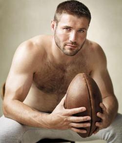 themoreitgrows-thebetteritgets:  Ben Cohen 