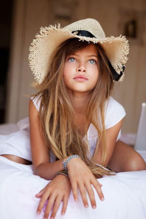 Little girl models ages 12