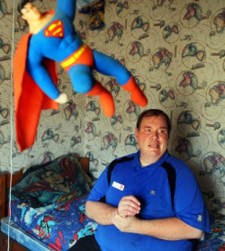 bellalaghostie:  nrrrdcakkke:  ohbabyitsnatalie:  A mentally disabled man was robbed of some of his most precious items. Full story here. Also on reddit. People on Facebook are planning on sending him Superman loot, which is pretty damn cool. Get the