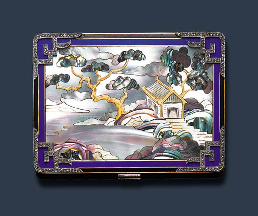 omgthatdress:  Van Cleef &amp; Arpels vanity case ca. 1925 via Christie’s 