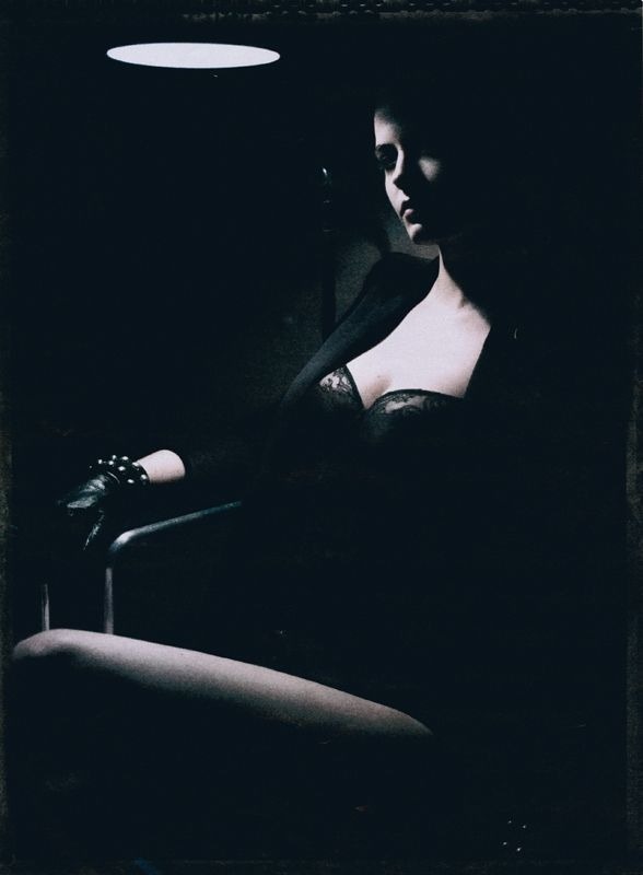 fashionnude:  Model: Eva GreenPhotographer: Paolo Roversi in Interview  Unf &lt;3