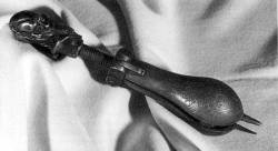 fuckyeahthebizarre:  Frightening Torture Techniques - The Pear of AnguishThis brutal instrument was used to torture women who performed  abortions, liars, blasphemers and homosexuals. The pear-shaped  instrument was inserted into one of the victim’s