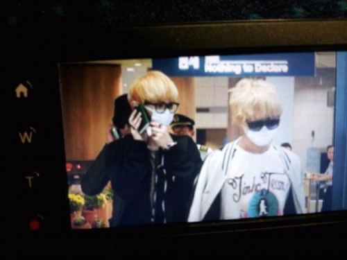 SHINee arrive back in korea 110908