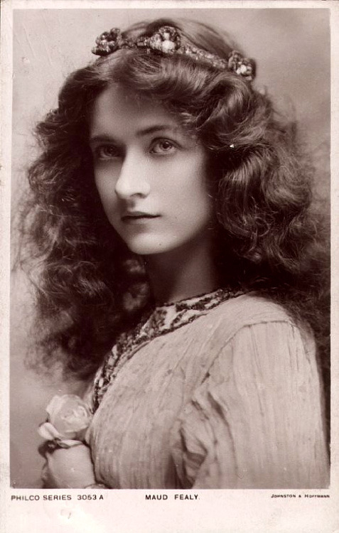 gogness: Maud Fealy, Edwardian Stage Actress. Philco Series card 3053A