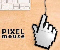 elmundodekoke:  Pixel Mouse, i want! *-*