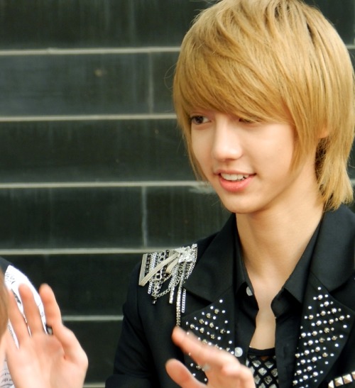 fyeahjoyoungmin:Credits : weibo, BNATION and joyoungmin.com 