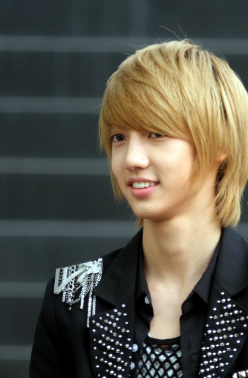 fyeahjoyoungmin:Credits : weibo, BNATION and joyoungmin.com 