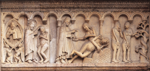 art-through-the-ages: WILIGELMO, creation and temptation of Adam and Eve, frieze on the west facade,