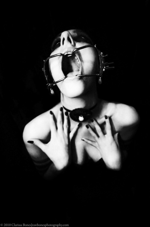 Dental gags&hellip;.soooo super hot.