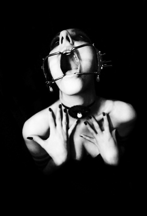 I usually like pretty and feminine, but sometimes the horrific destruction of those qualities is app