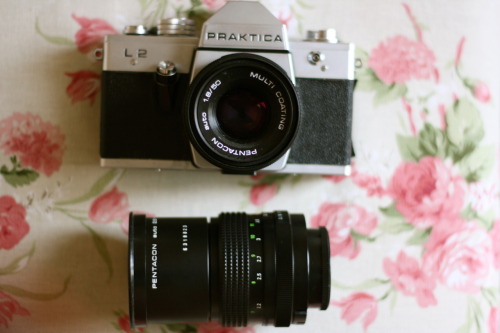 stonecolddfox:   GIVEAWAY!!!! Ok guys, heres the second giveaway you asked for! Prize: A Prakica film camera with an extra lens, in full working condition. (no film included). To he honest, I don’t know anything about this camera or the lens, and thats