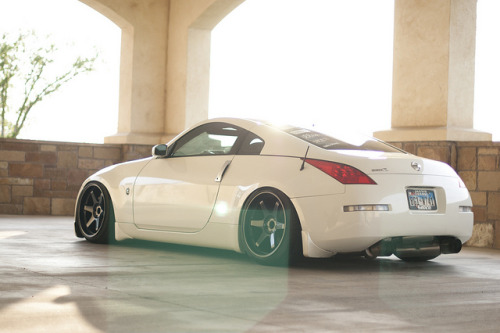 jesskang11:  DSC_1340 by kyle is raaddd on Flickr. It’s nice to see clean lines. And for the love of God, no more tinting tails.