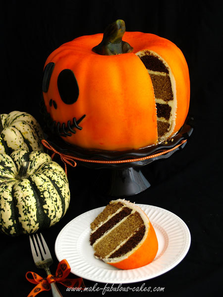 lagrandefille:  cindybokeh:  chichisfordays:  http://www.make-fabulous-cakes.com/pumpkin-cake.html