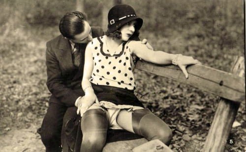 Porn Pics vintagegal:  1930’s erotica 