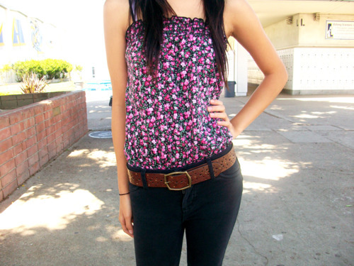 fashionoverhype:  follow i follow back (: click the picture http://jannaforlife.tumblr.com