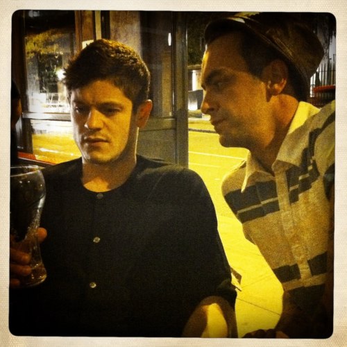 captaindelafere:  Iwan Rheon &amp; Joseph Gilgun looking at an empty pint glass. Together.