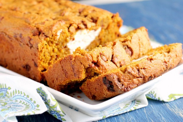 gastrogirl:  cinnamon pumpkin bread with a cream cheese center. 