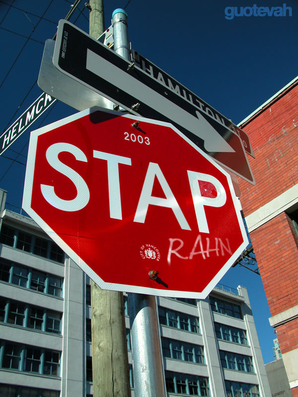guotevah-blog:  Stap or rahn? I dunno wat too doo… *Derp* 